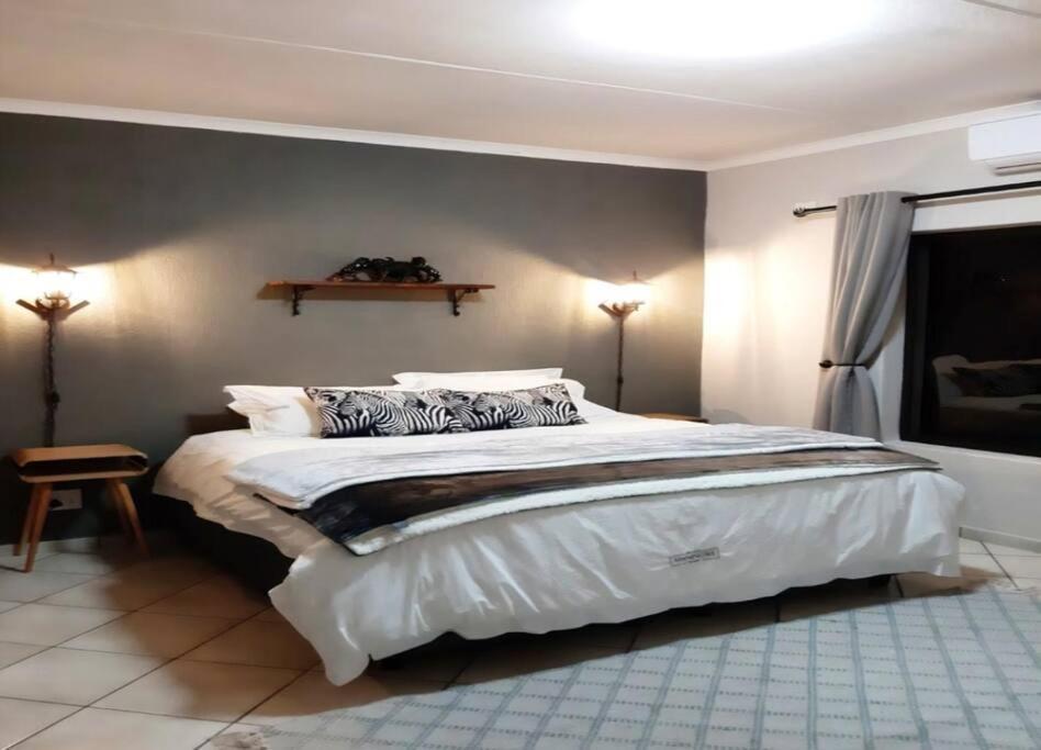 Maningwe Ferienhaus Marloth Park
